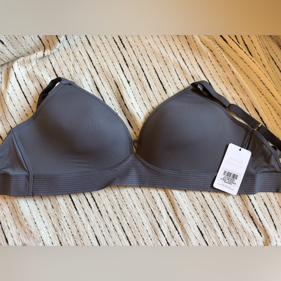 Lively Spacer Bra in Smoke, 32DDD - Picture 5 of 9